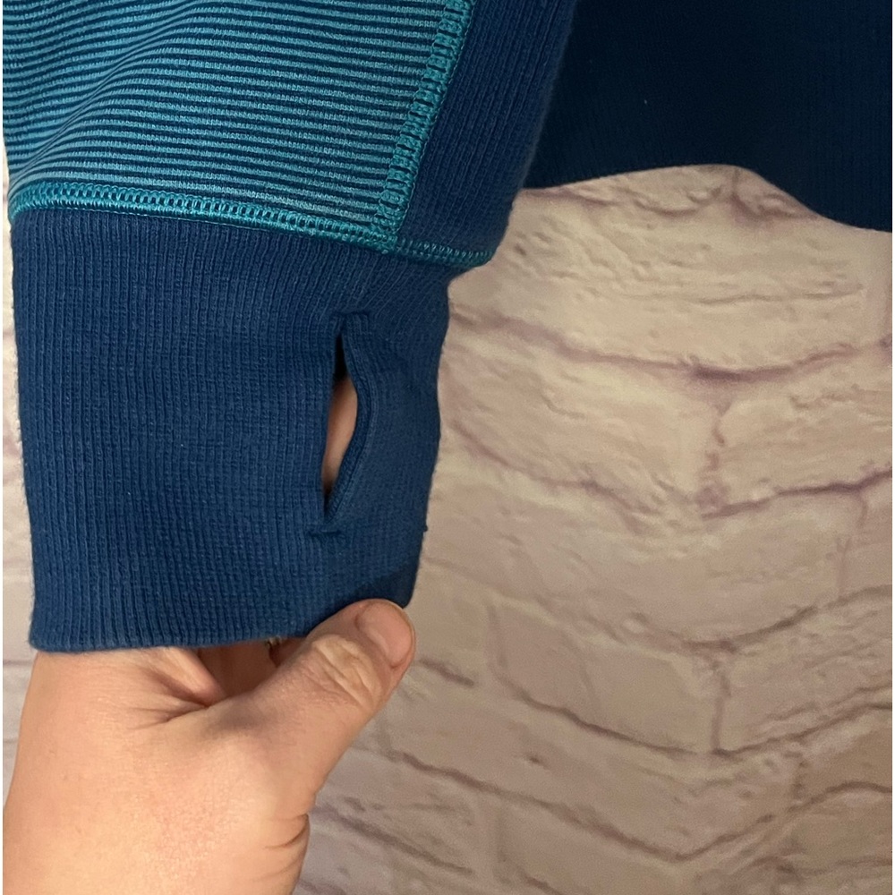Lululemon Men's Scuba Hoodie - Picture 10 of 11